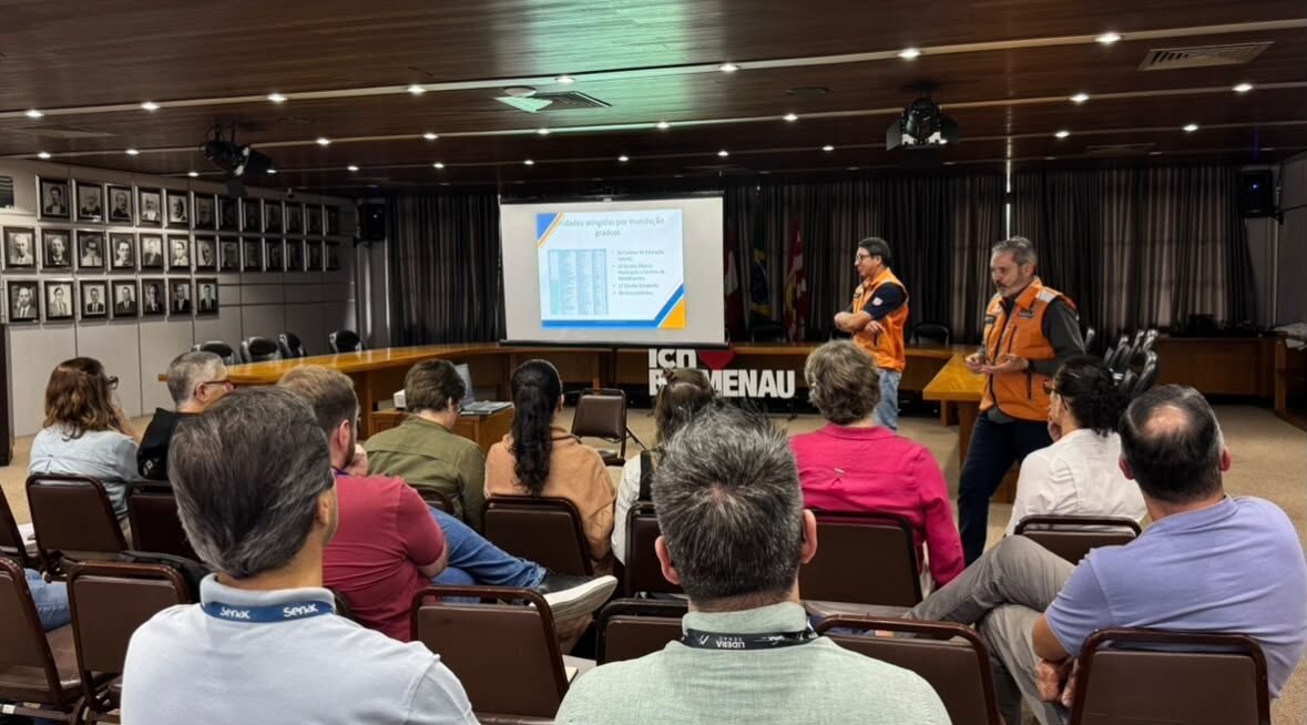 Blumenau cria comitê para proteger escolas e CEIs em situações de emergências