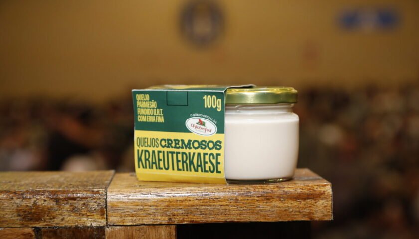 Queijo Kraeuterkaese passa a integrar a linha de produtos licenciados da Oktoberfest